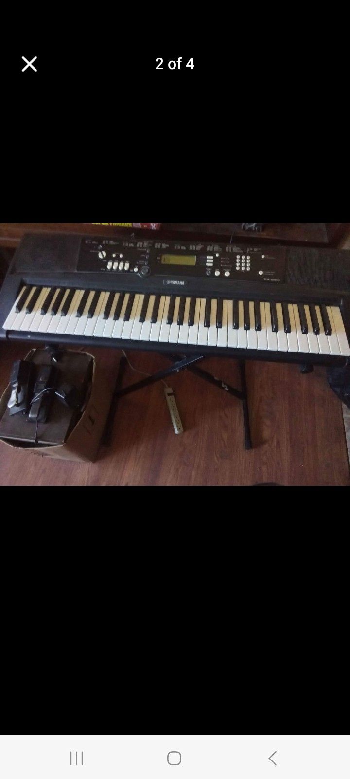 YAMAHA EZ 220 61 TOUCH SENSITIVE KEYBOARD WITH LIGHTED KEYS POWER CORD INCLUDED $160 FINAL PRICE