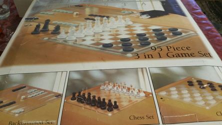 fifth avenue crystal 3 in 1 game set