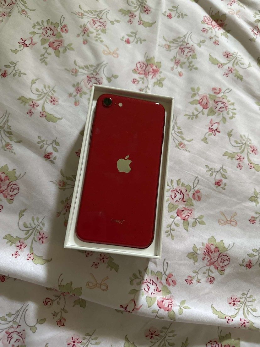iPhone SE Mint Condition 