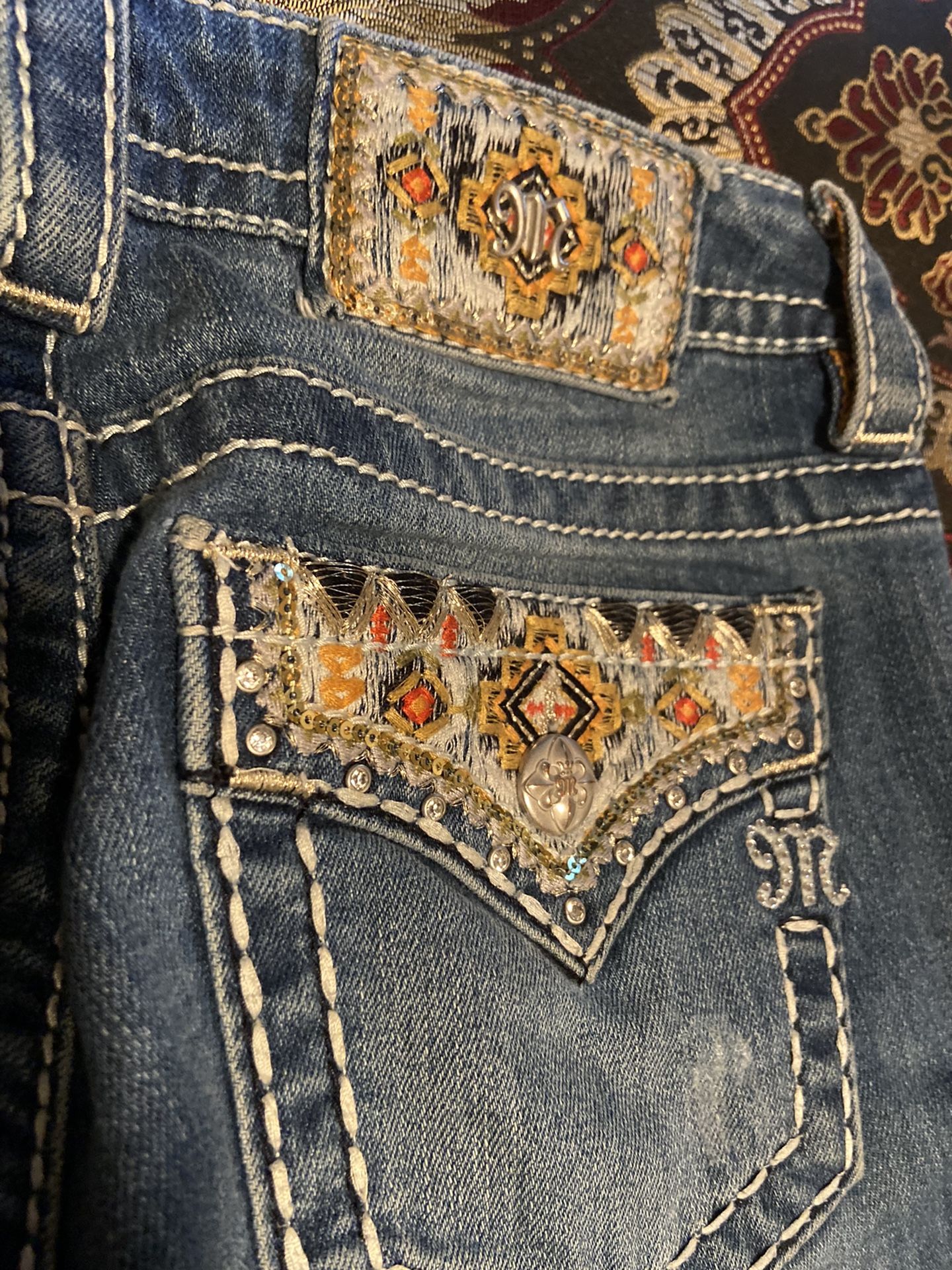 Miss me 25 signature cuffed straight