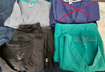 3 Pairs of Women's Scrub Sets