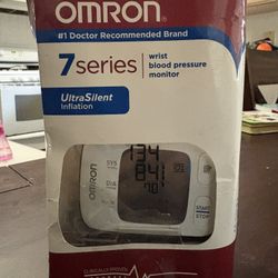 Omron 7 Series Wrist Blood Pressure Monitor 