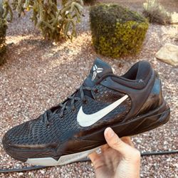 NIKE Zoom Kobe VII System TB Black/Metallic Silver-White