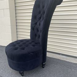Wingback Accent Chair