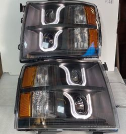 Chevy Silverado Black Housing Amber Projector LED Headlights for 2007 to 2013 luces micas led