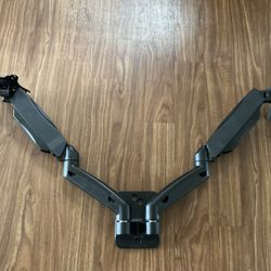 Dual Monitor Wall Mount