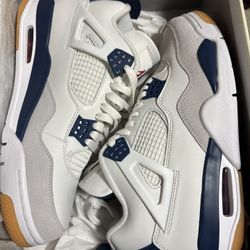 Size 9.5 Jordan X Nike Sb 4’s. 