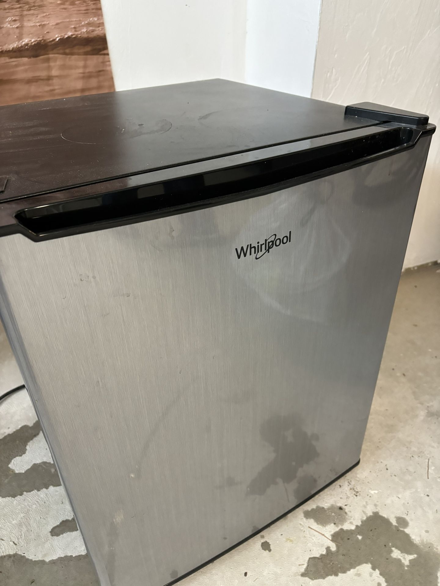 Whirlpool Mini Fridge