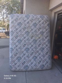 Queen Bed