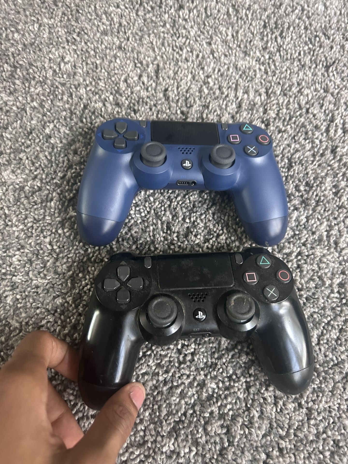 PS4 Controllers