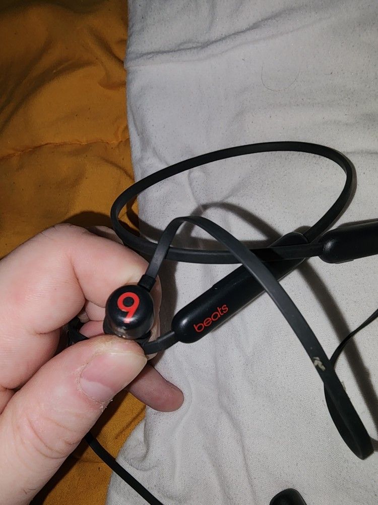 2 Pairs of BEATS wireless Headphones & Bluetooth For Calls And Media