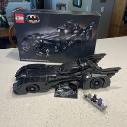 LEGO 1989 Batmobile - With Figures