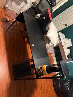 Gaming desk (new)