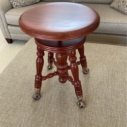 Piano stool