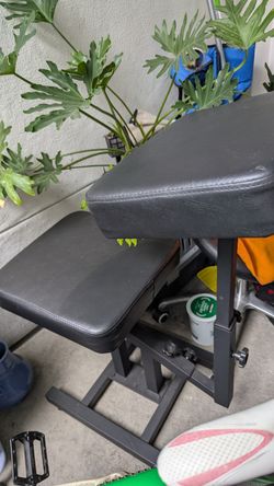 Tattoo Chair and arm rest furniture
