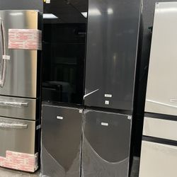 Samsung Bespoke Flex Refrigerator In Black Stainless 