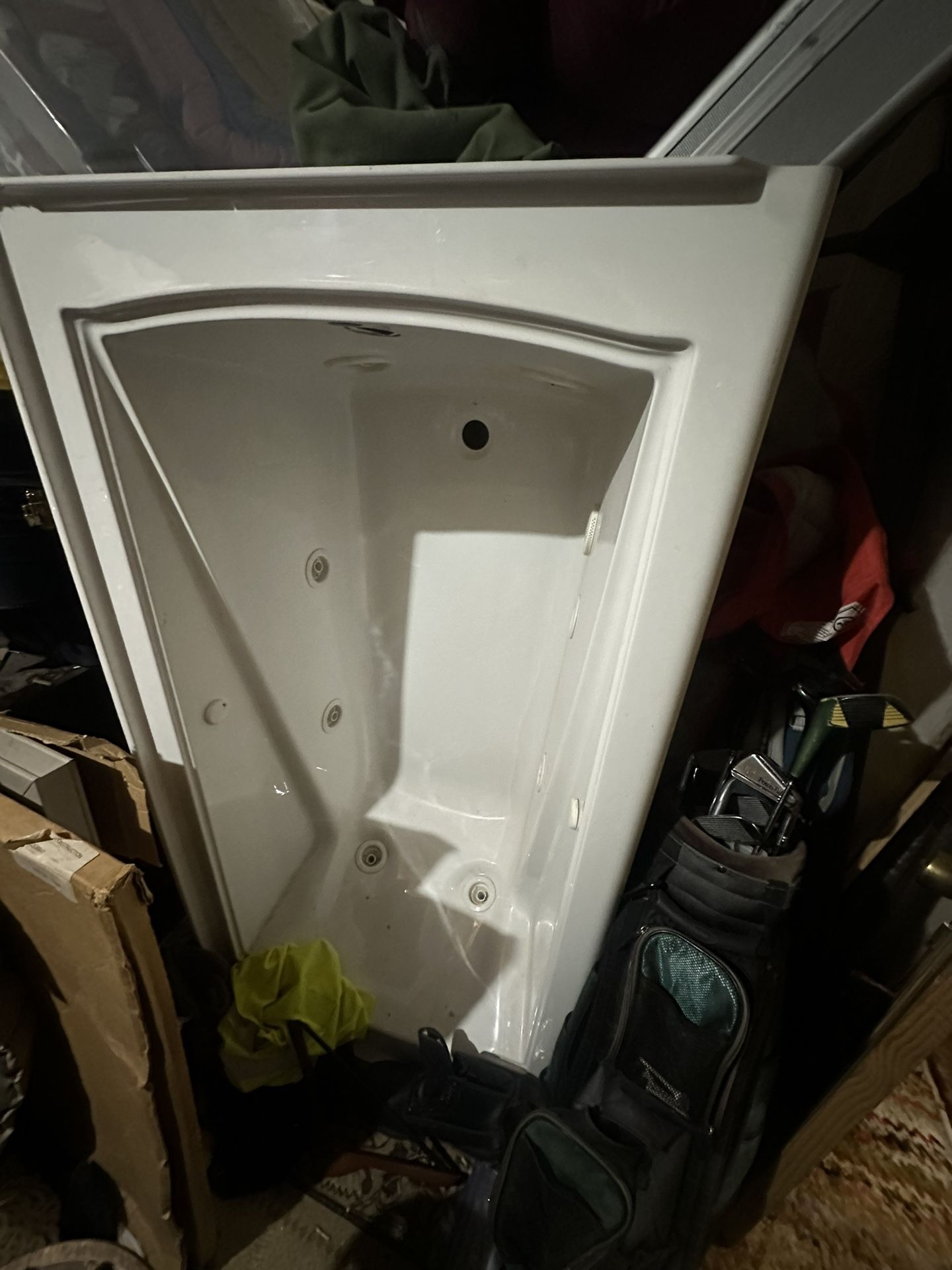 Fiberglass Jetted Bathtub