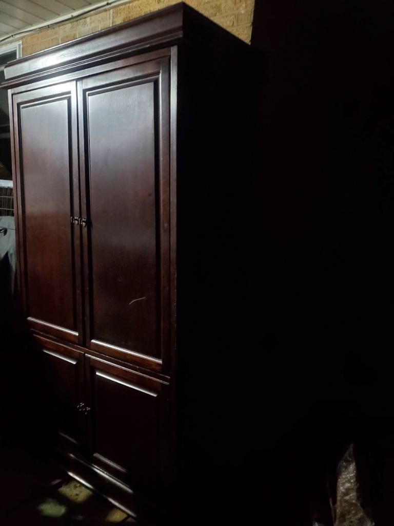 Dark Brown Tv Dresser\Cabinet \ Armoire
