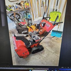 Snow Thrower, MTD 26-in With Tractor Treads