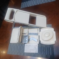 The Papmpered Chef Ultimate Mandoline Cutter Model 1087