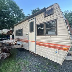 1982 Flee Fleetwood Prowler