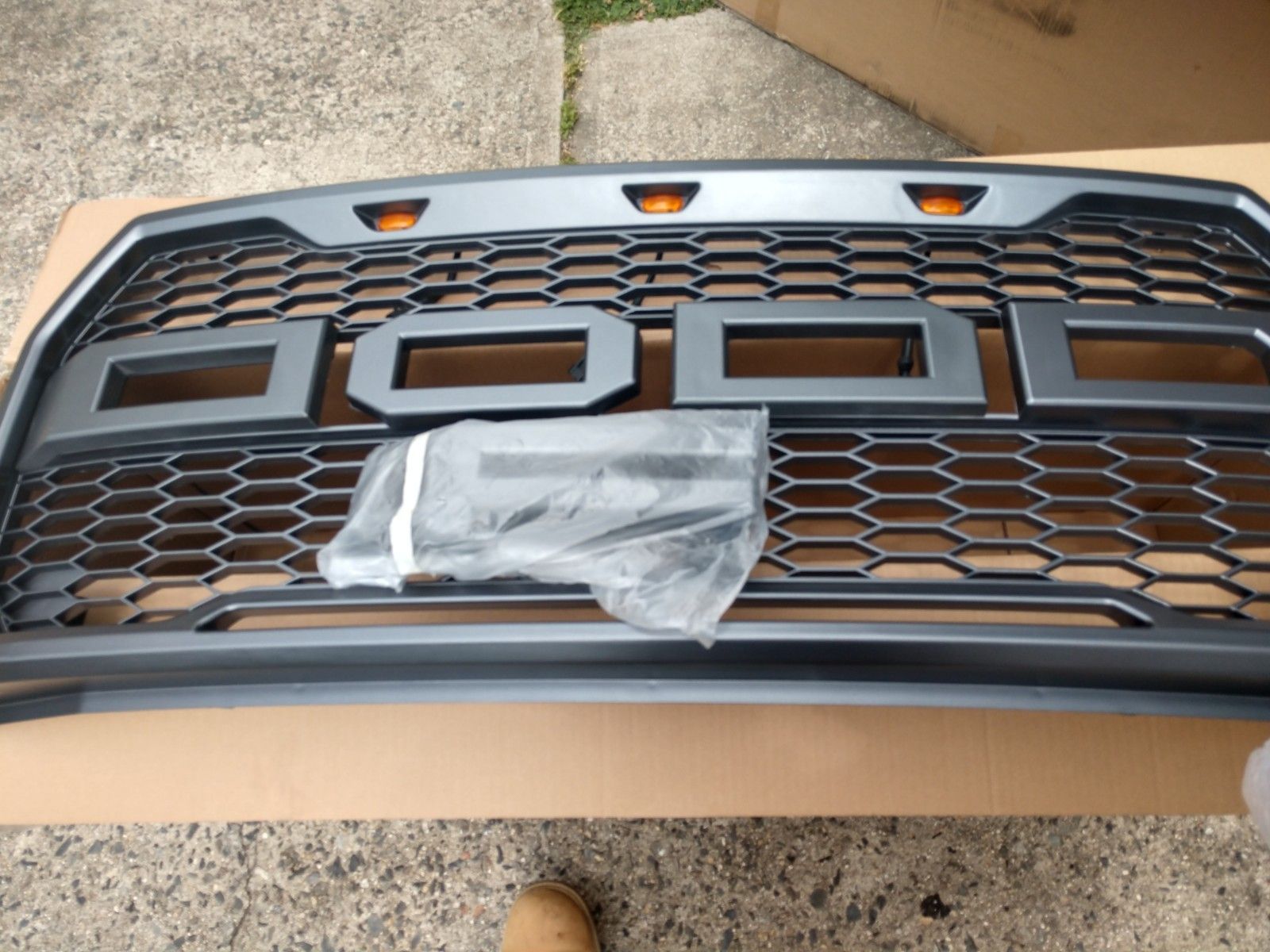 2014-2017 Ford Raptor stile and OEM front grill
