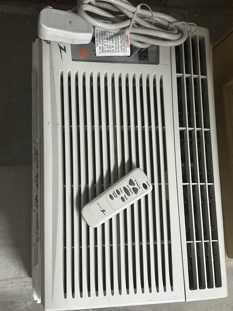 Ac Unit With Remote Control 