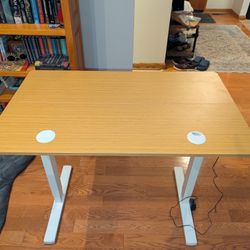 New Bamboo/White Height Adjustable Standing Desk