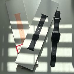 Apple Watch 6 With Two Extra Bands