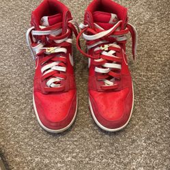 Nike Dunk High se (University Red) Size 12