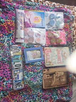 Dolly Parton Merchandise Bundle