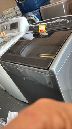 Nice like new Whirlpool electric dryer