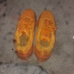 Balenciaga Triple S ORANGE