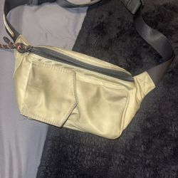 Like Dreams Twist Front Pocket Nylon Women's Belt Bag Strap Fanny Pack Tan Green