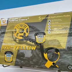 Polli Partners Metal Detector