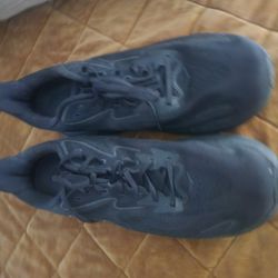 Hokas