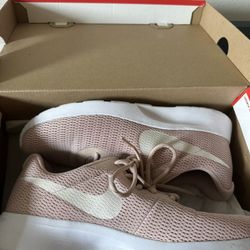 Women Nikes