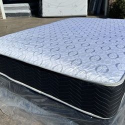 Queen Orthopedic Deluxe Collection Mattress!!