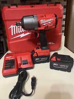 Milwaukee 3/4” IMPACT WRENCH with 2- 5.0 Batteries- Charger And Case