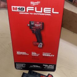 Milwaukee Impact Wrench 