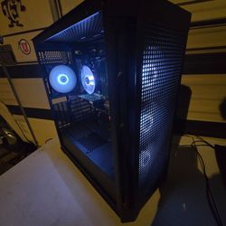 Gaming PC / i7 + 32GB RAM + 2TB HDD+500GB SSD