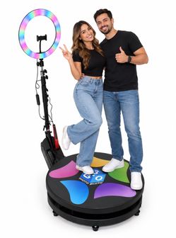 360° Photo Booth Platform with LED Ring Light – Event & Party Machine