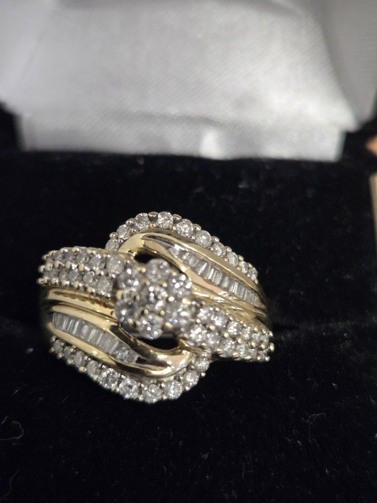 Gold Diamond Cluster Ring 
