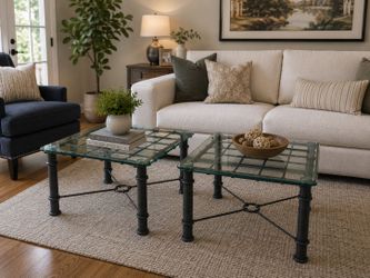 Elegant Glass Coffee Tables – Set of Two