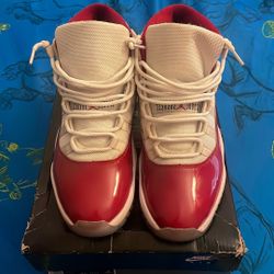 Air Jordan 11 Retro  ‘Cherry’ 