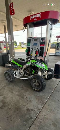 Tuned n straight piped Kawasaki KFX450R