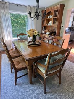 Hooker Furniture “Seven Seas” Solid Pine Dining Set with Hutch – Table + 8 Chairs