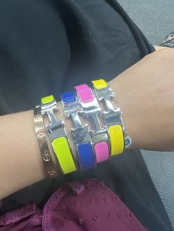 Beautiful H Bracelets 😍
