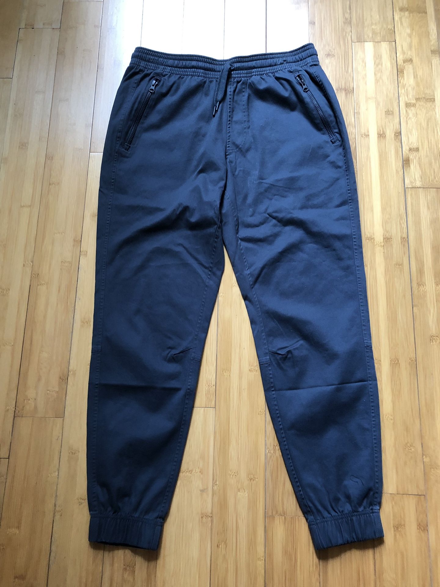 Under Armour UA Performance Chino Jogger Pant Men’s Size L NEW