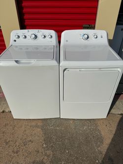 GE washer and dryer electric set